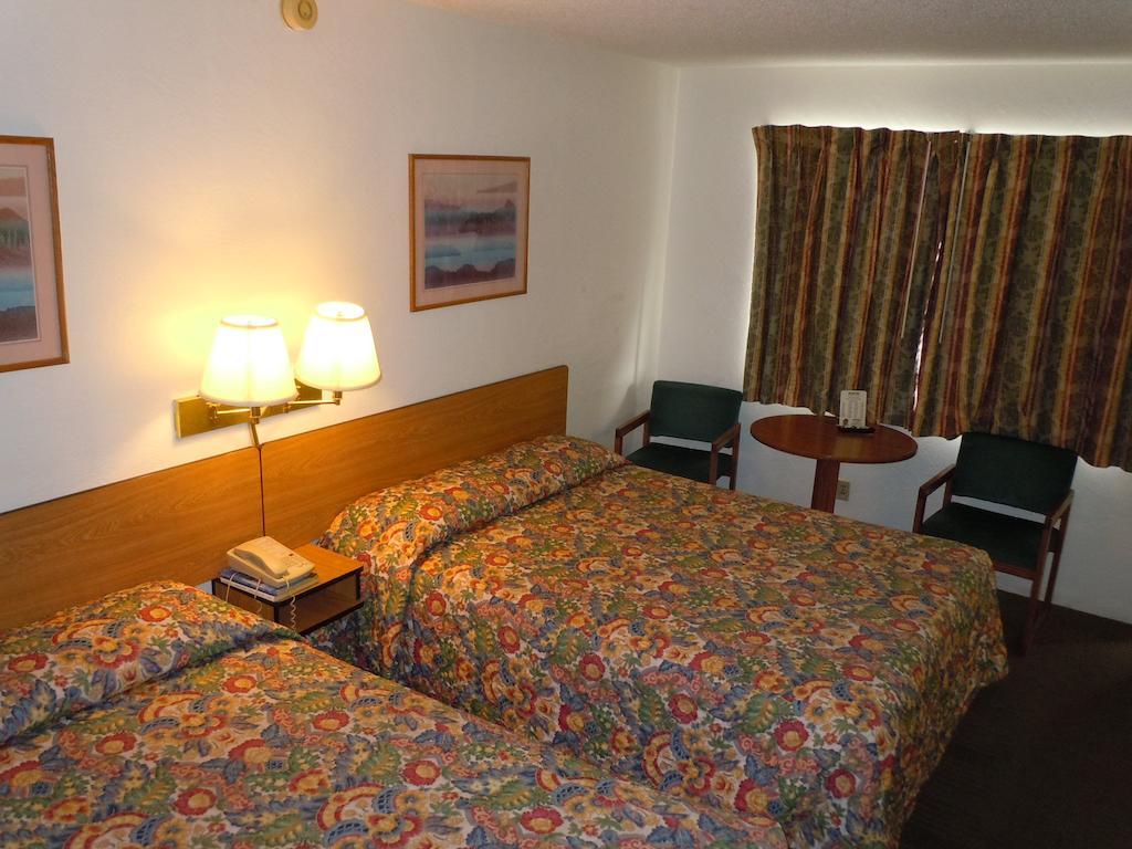 Value Inn Фаллон Екстер'єр фото