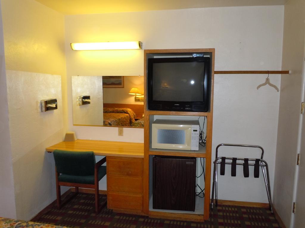 Value Inn Фаллон Екстер'єр фото